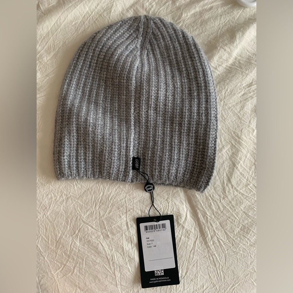 Cashmere hat